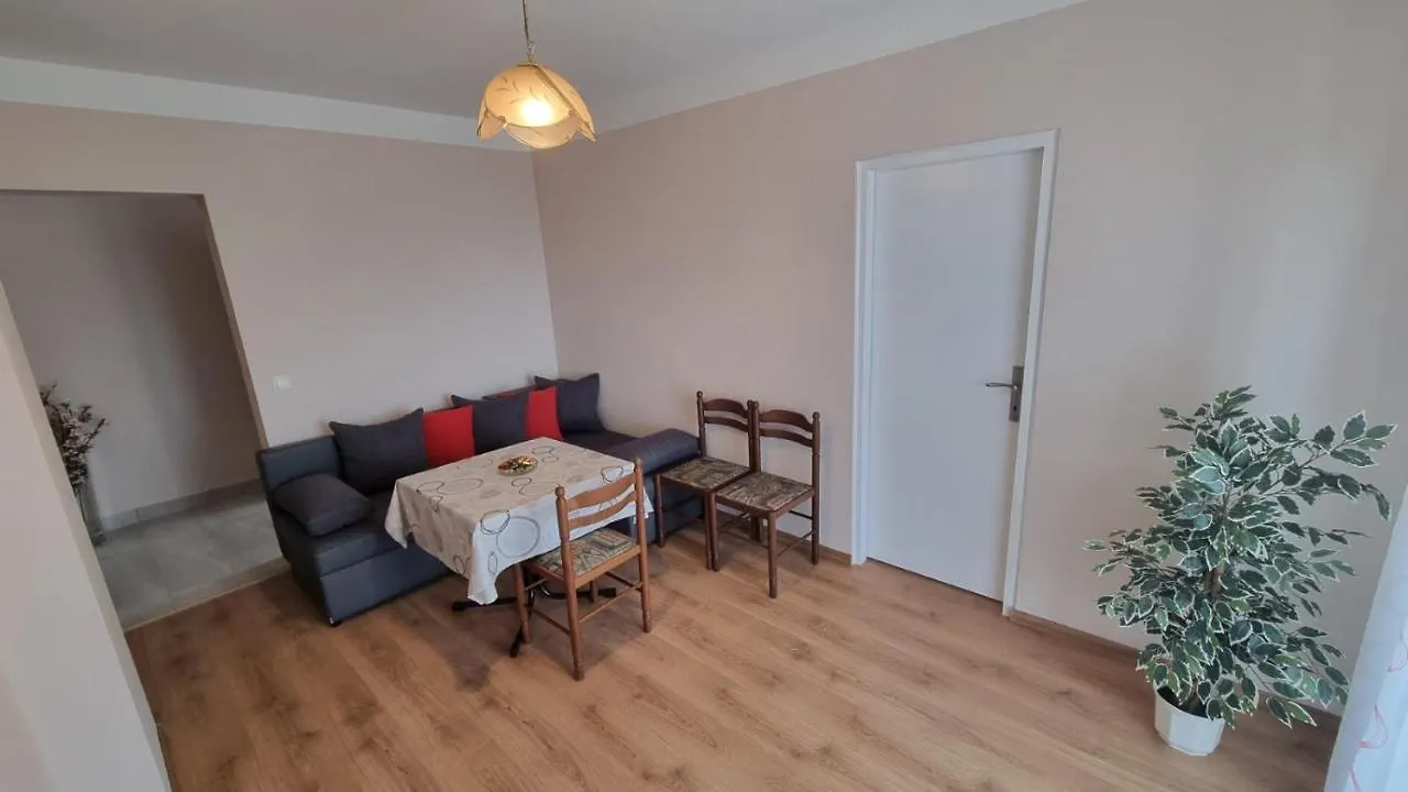 Apartments Brozic Krk Town 0*,  Croazia